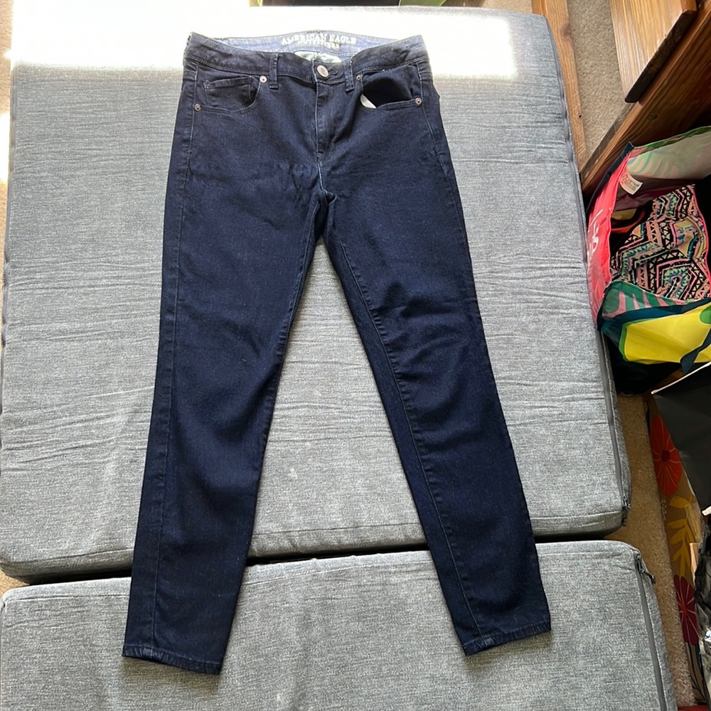 NWOT AE super skinny jeans size 6Short
